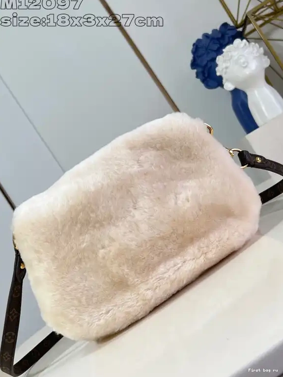 Frstbag ru Sunset Ski Louis Vuitton 0705